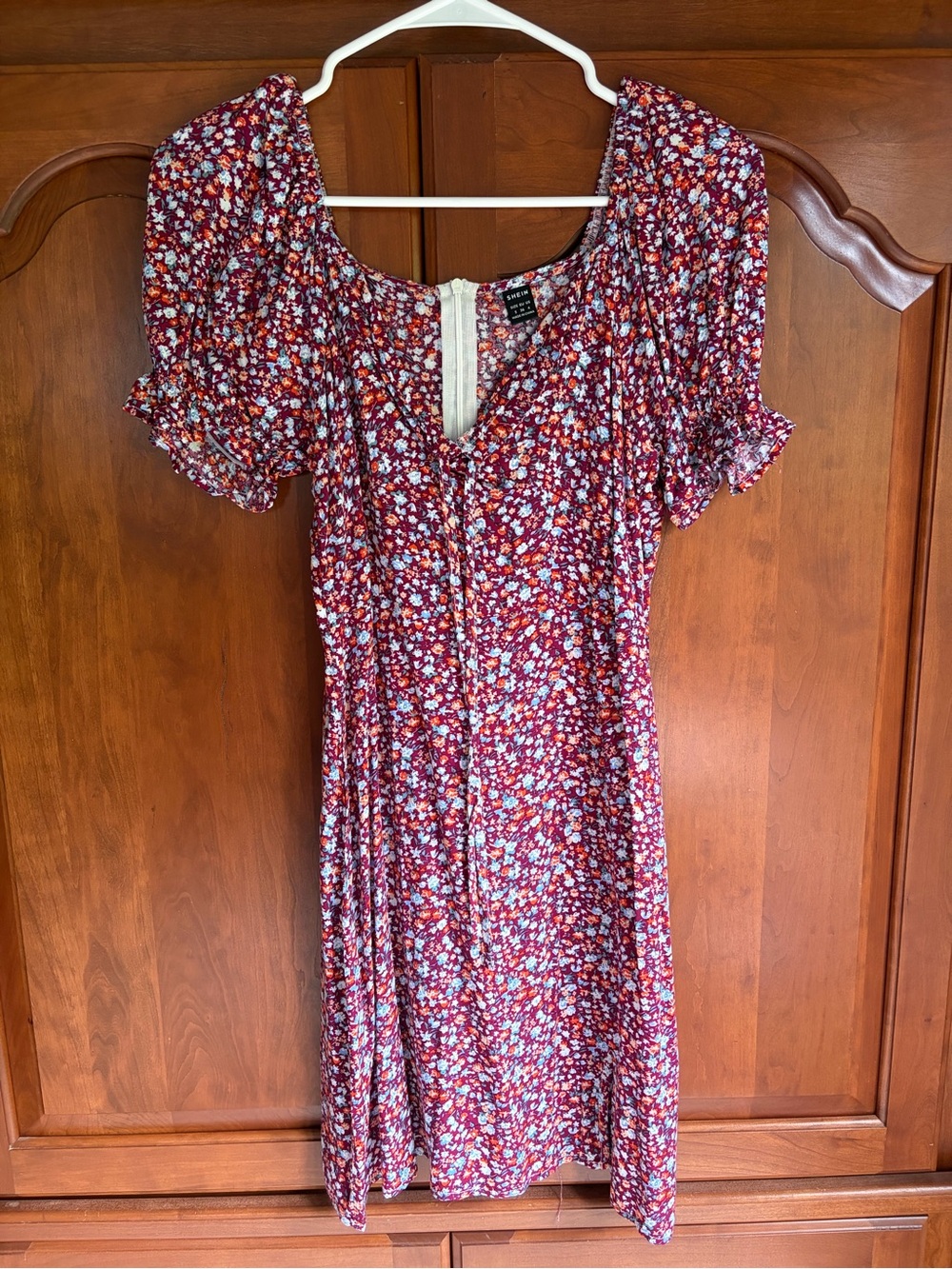 SHEIN Burgundy Multi Floral Puff-Sleeve Midi Dress